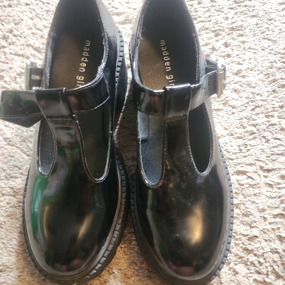 Madden Girl Black Dress Shoes with T-Strap Design